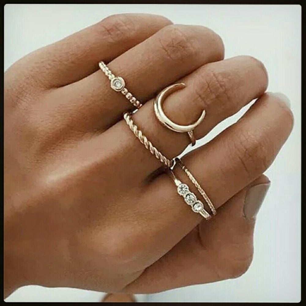 2/$22☆Dainty ring set